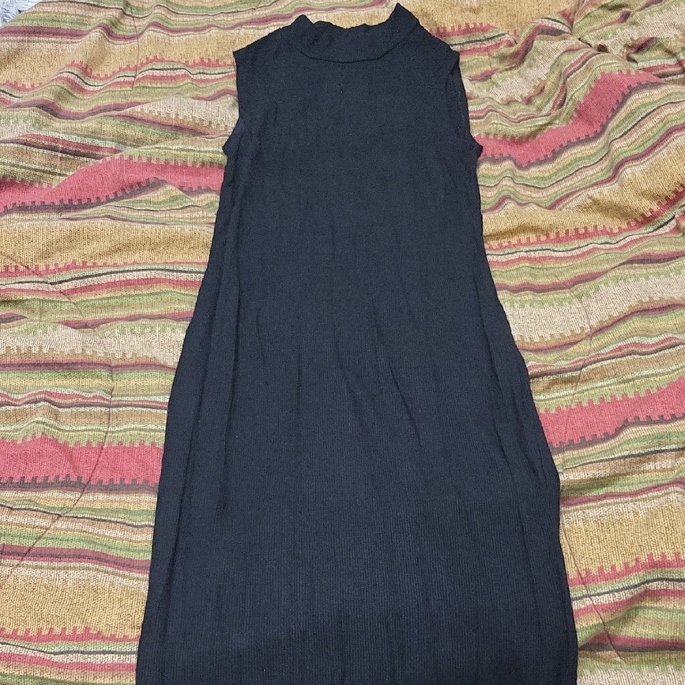Elegant Black Sleeveless Dress